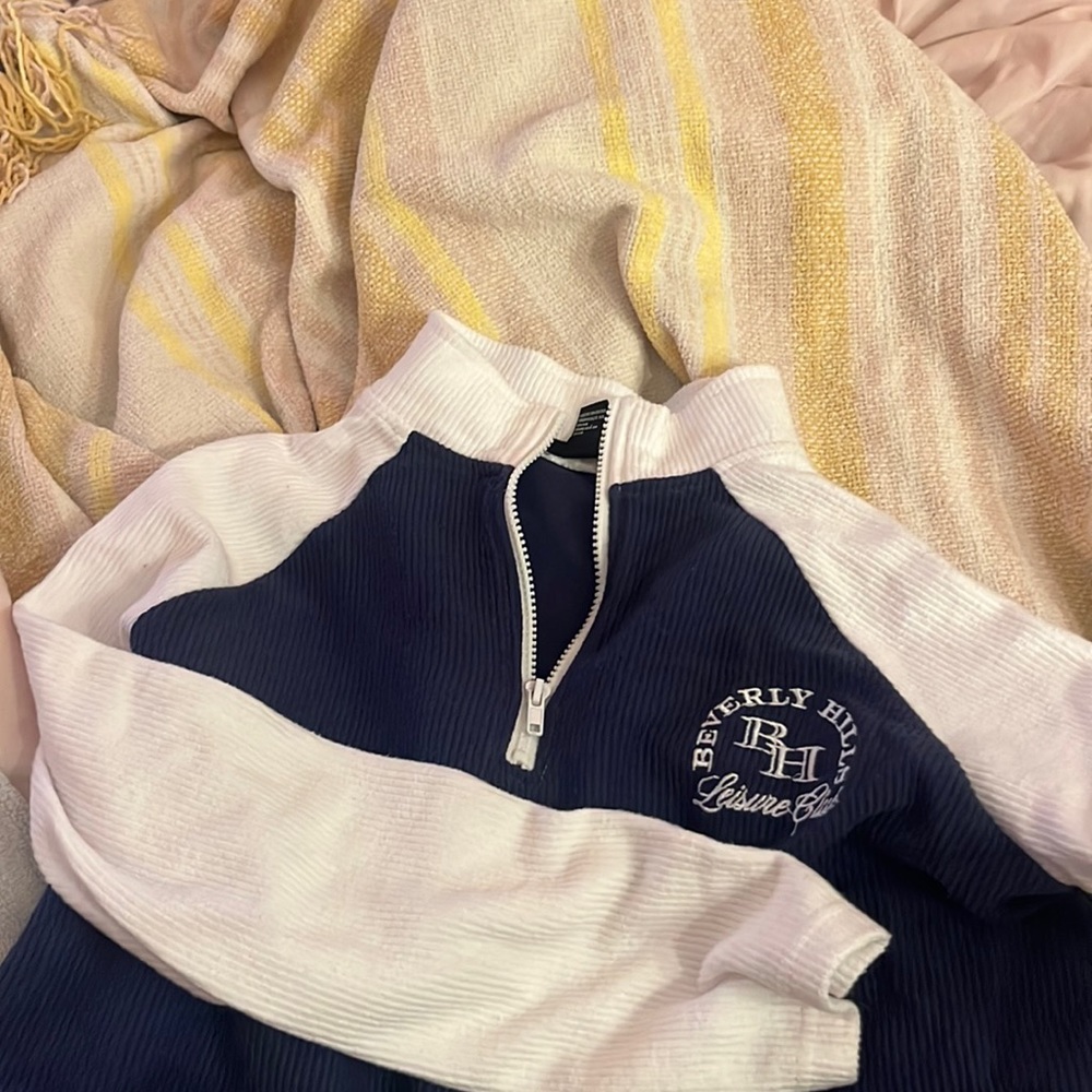 Forever 21 Small Beverly Hills Leisure Club QuarterZip